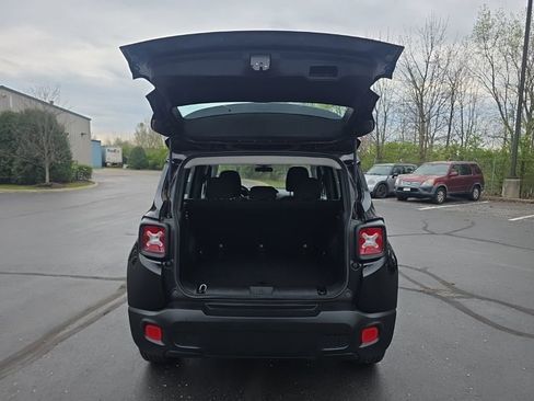 Used 2018 Jeep Renegade Sport w/ Power & Air Group image 34