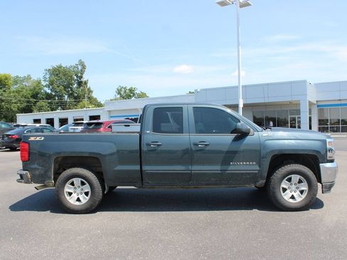 Used 2018 Chevrolet Silverado 1500 LT w/ All Star Edition AWD/4WD image 11