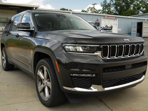 Used 2021 Jeep Grand Cherokee L Limited RWD image 36