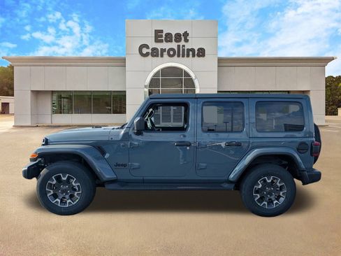 New 2026 Jeep Wrangler Unlimited Sahara AWD/4WD image 6