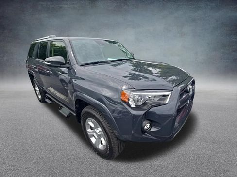 Used 2024 Toyota 4Runner SR5 Premium w/ Moonroof Package AWD/4WD image 2