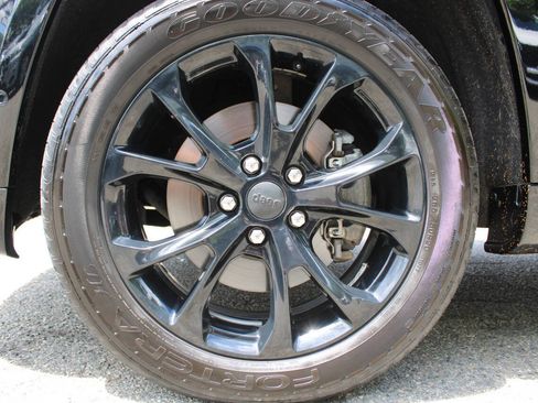 Used 2019 Jeep Grand Cherokee Summit AWD/4WD image 20