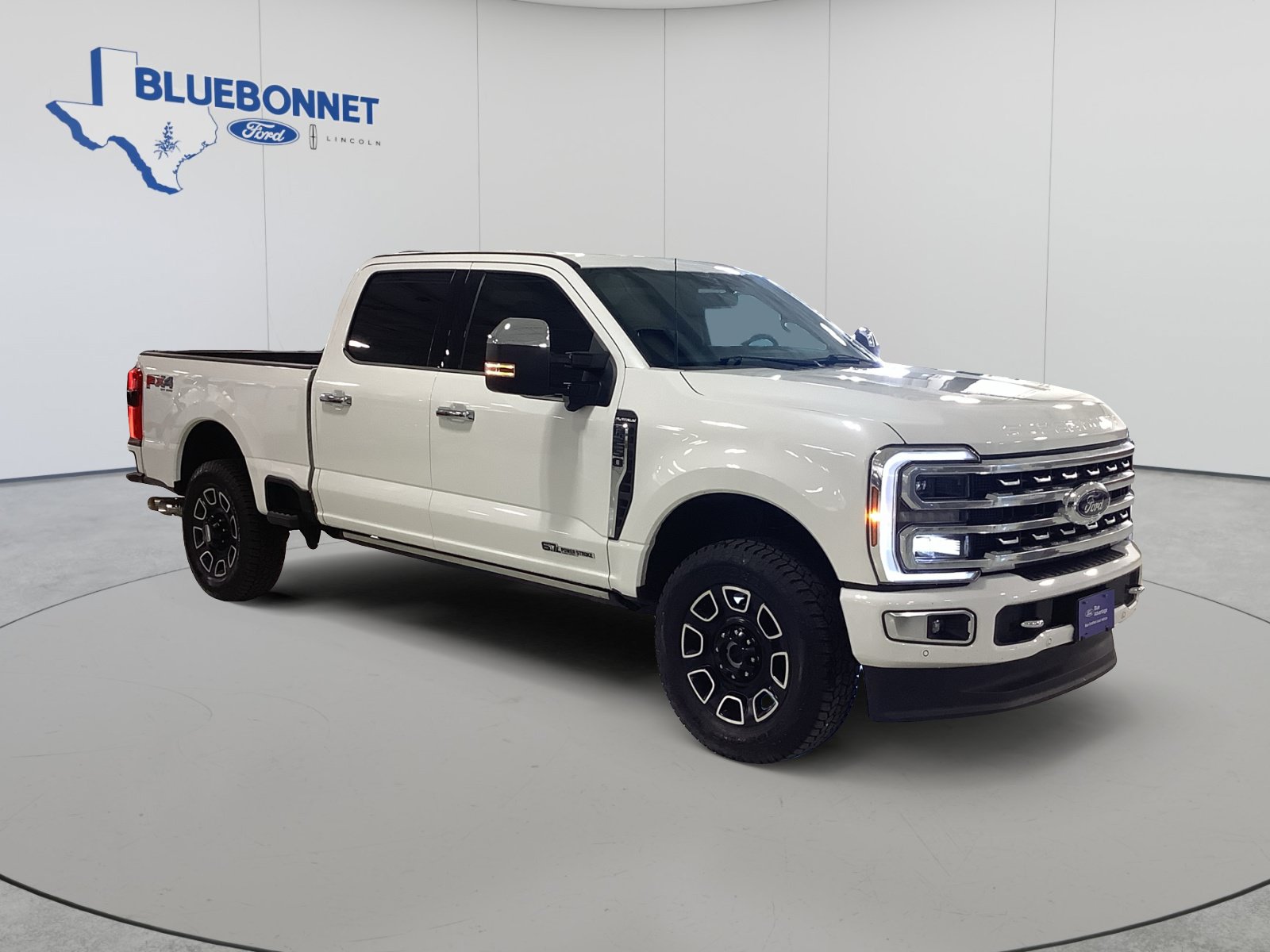 Used 2024 Ford F250 Platinum AWD/4WD image 3