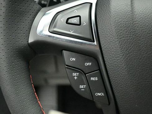 Used 2023 Ford Edge ST-Line w/ Class II Trailer Tow Package image 12