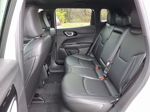 New 2026 Jeep Compass Limited image 8