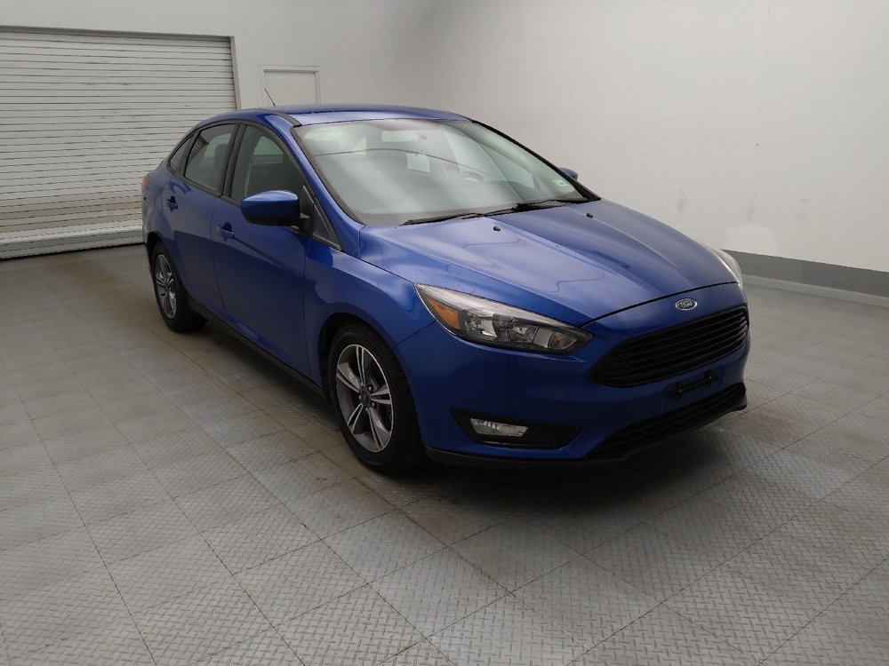 Used 2018 Ford Focus SE w/ SE Appearance Package FWD image 13