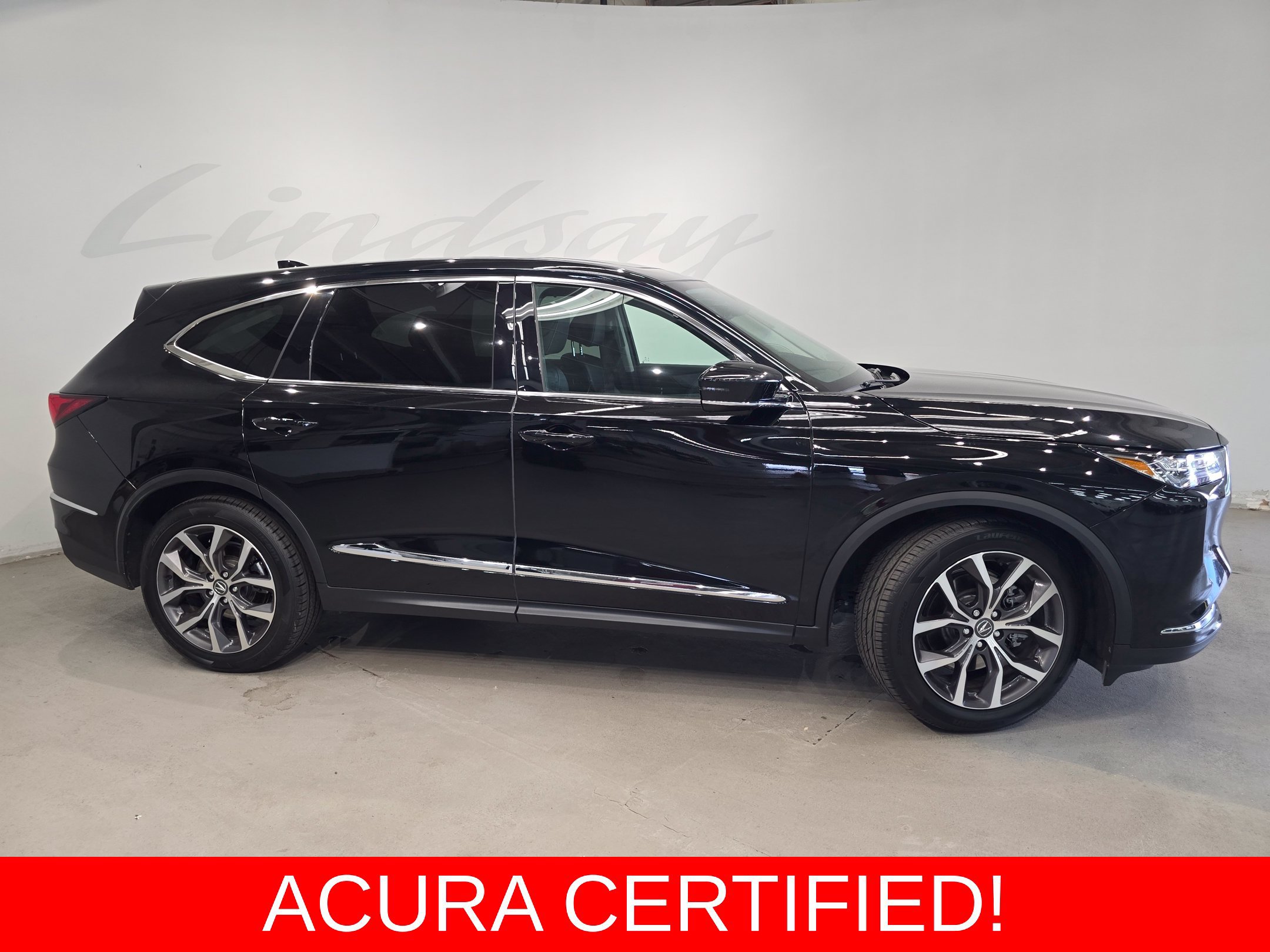 Certified 2024 Acura MDX w/ Technology Package AWD/4WD image 3