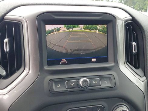 Certified 2020 Chevrolet Silverado 1500 Custom w/ Custom Value Package AWD/4WD image 13