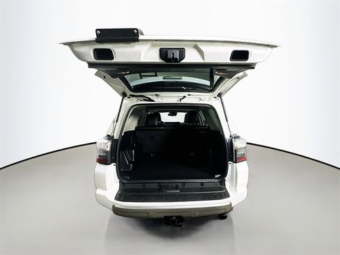 Used 2022 Toyota 4Runner TRD Off-Road Premium image 35