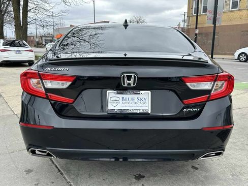 Used 2019 Honda Accord Sport image 6
