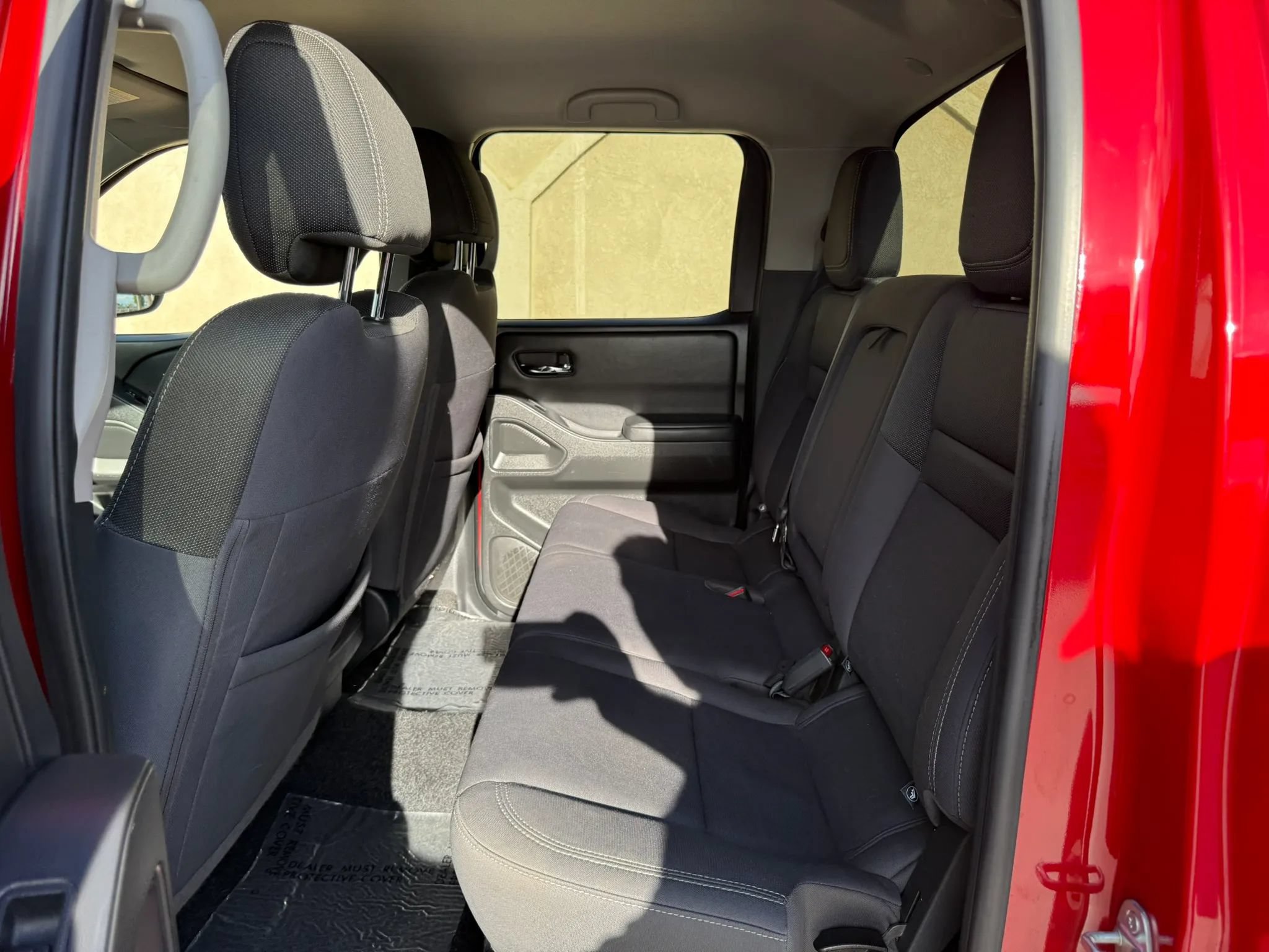 Used 2022 Nissan Frontier SV RWD image 7