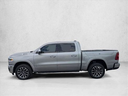 Used 2025 RAM 1500 Limited AWD/4WD image 9