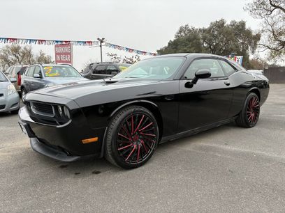 Used 2013 Dodge Challenger SXT