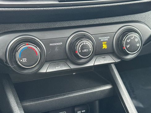 Used 2023 Kia Forte LXS image 21