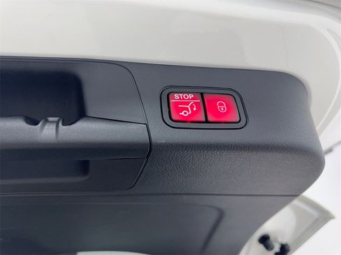 Used 2024 Mercedes-Benz EQB 250+ image 81