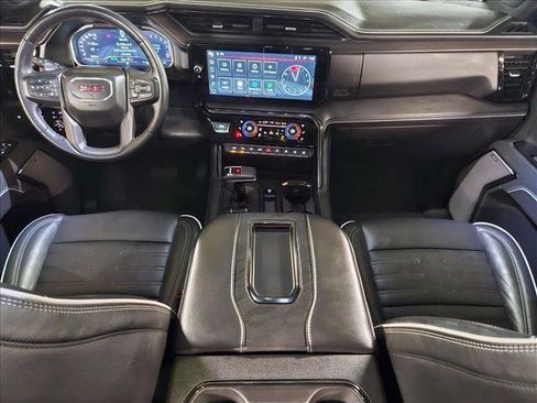 Used 2022 GMC Sierra 1500 AT4X image 18