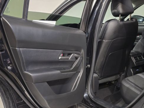 Used 2025 MAZDA CX-50 AWD 2.5 S w/ Preferred Package image 31