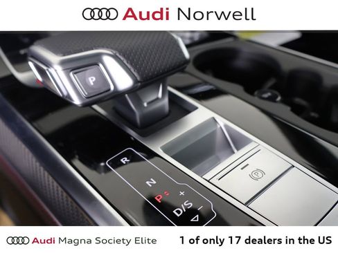 New 2026 Audi SQ8 Prestige AWD/4WD image 3