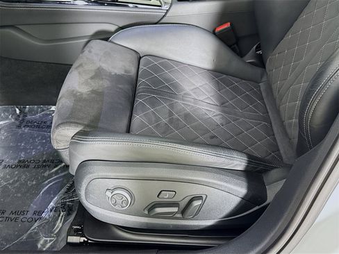 Used 2023 Audi S4 Premium Plus w/ Premium Plus Package image 20