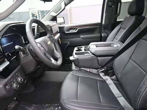 New 2026 Chevrolet Silverado 1500 LT AWD/4WD image 8