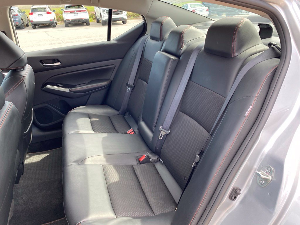 Used 2024 Nissan Altima 2.5 SR FWD image 26