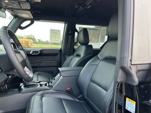 New 2026 Ford Bronco Badlands image 58