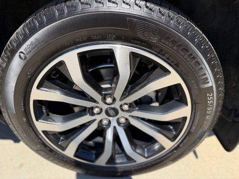 Used 2020 Ford Explorer ST w/ Premium Technology Package AWD/4WD image 9