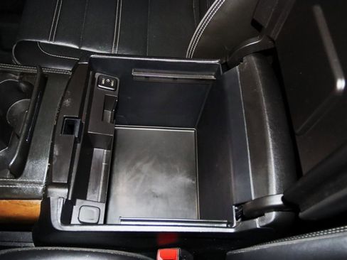 Used 2019 GMC Yukon Denali image 55