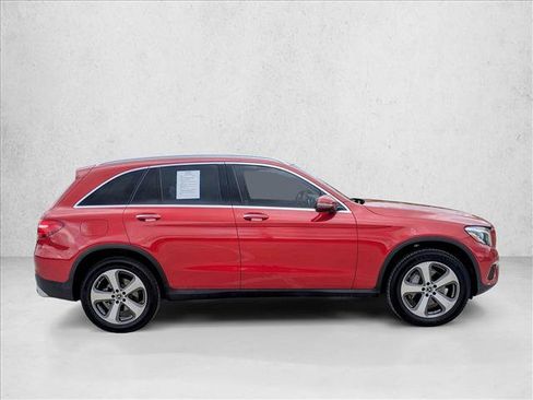 Used 2019 Mercedes-Benz GLC 300 image 4