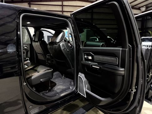 Used 2019 RAM 2500 Laramie AWD/4WD image 21