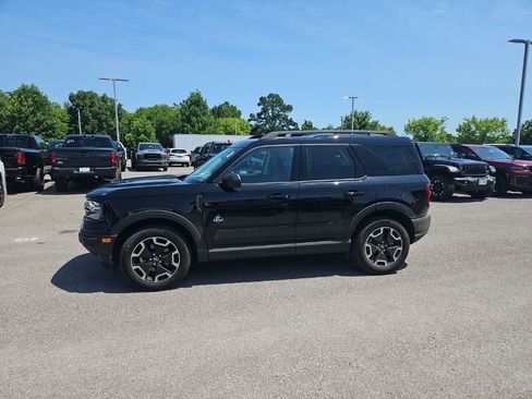 Used 2023 Ford Bronco Sport Outer Banks w/ Tech Package AWD/4WD image 4