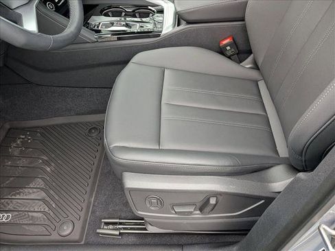 New 2025 Audi Q5 Premium Plus image 4