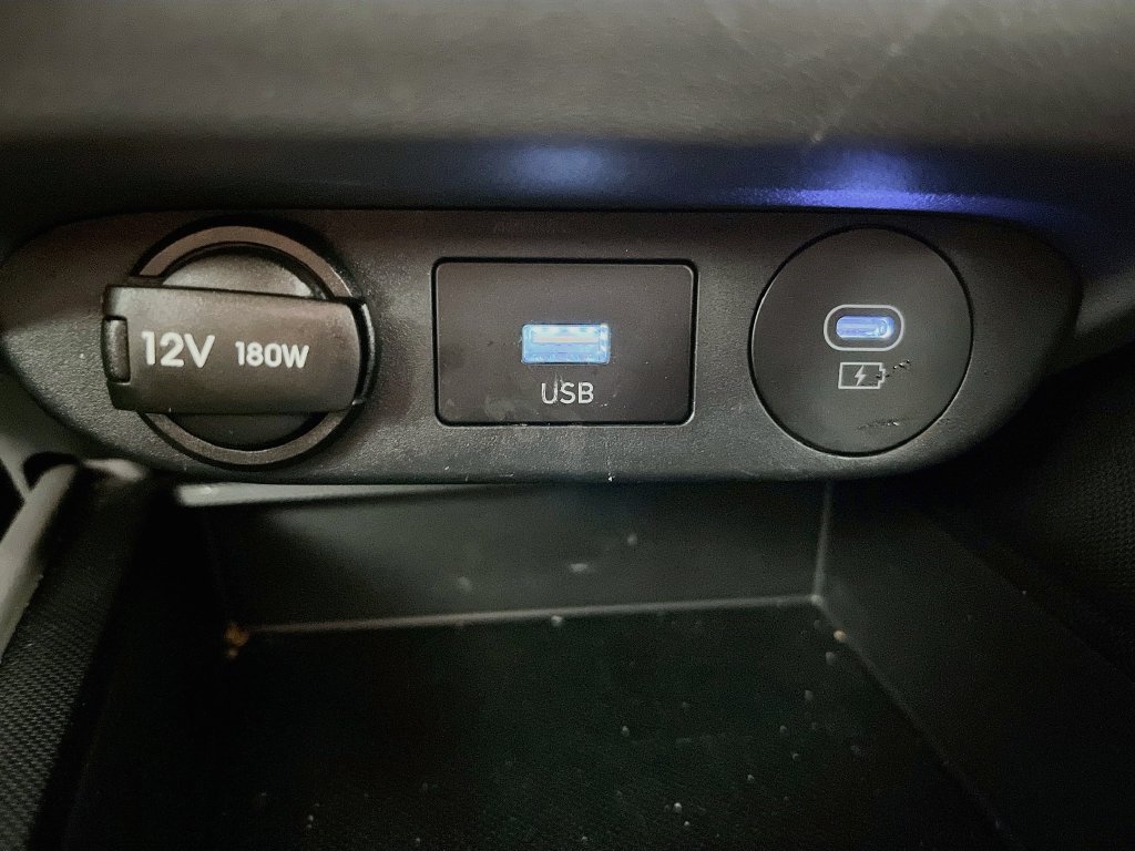 Used 2024 Hyundai Elantra SEL FWD image 20