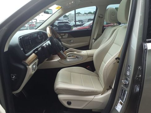 Certified 2022 Mercedes-Benz GLS 450 4MATIC image 19
