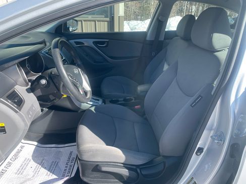 Used 2012 Hyundai Elantra GLS w/ Preferred Pkg 3 image 11