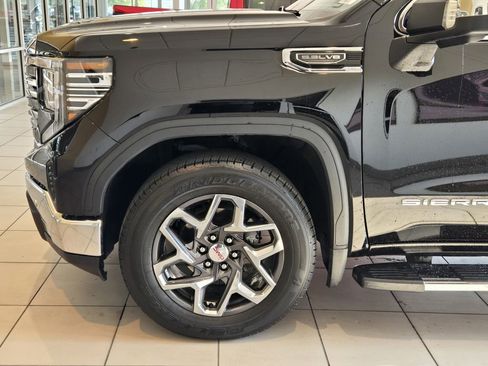 Used 2024 GMC Sierra 1500 SLT w/ SLT Premium Plus Package RWD image 9