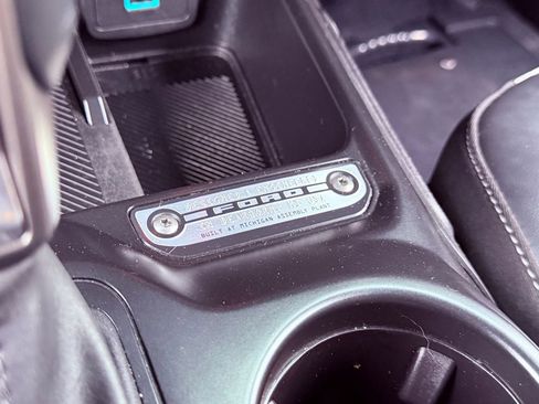 Used 2025 Ford Bronco Outer Banks AWD/4WD image 31