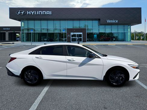 New 2026 Hyundai Elantra Sport FWD image 28