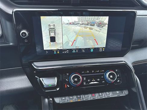 Used 2022 GMC Sierra 1500 AT4 w/ AT4 Premium Package image 15