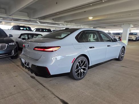 New 2026 BMW 740i xDrive w/ Executive Package AWD/4WD image 4