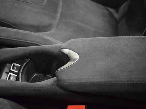Used 2020 McLaren 720S Performance RWD image 37