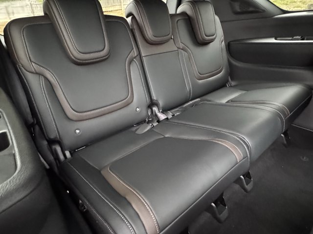 New 2026 Nissan Armada SL w/ Captain's Chari Seat Package AWD/4WD image 23