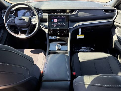 New 2026 Jeep Grand Cherokee Laredo X AWD/4WD image 16