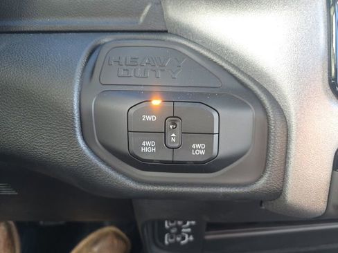 New 2026 RAM 3500 Tradesman w/ Chrome Appearance Group AWD/4WD image 17
