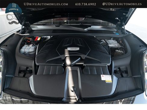 Used 2022 Porsche Cayenne AWD/4WD image 50