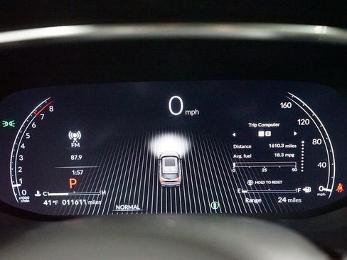 Used 2025 Acura MDX w/ Technology Package image 16