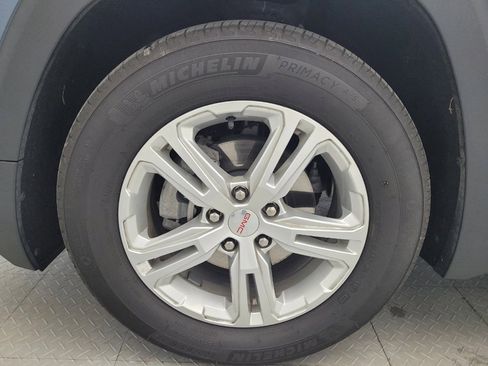 Used 2024 GMC Terrain SLE w/ Driver Convenience Package FWD image 31