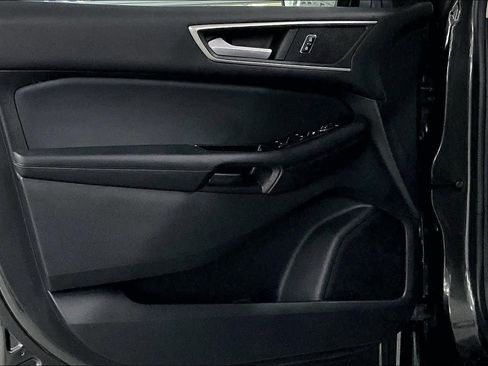 Used 2020 Ford Edge SEL w/ Convenience Package image 21