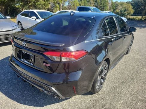 Used 2020 Toyota Corolla XSE image 10