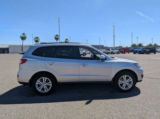 Used 2011 Hyundai Santa Fe SE video 4